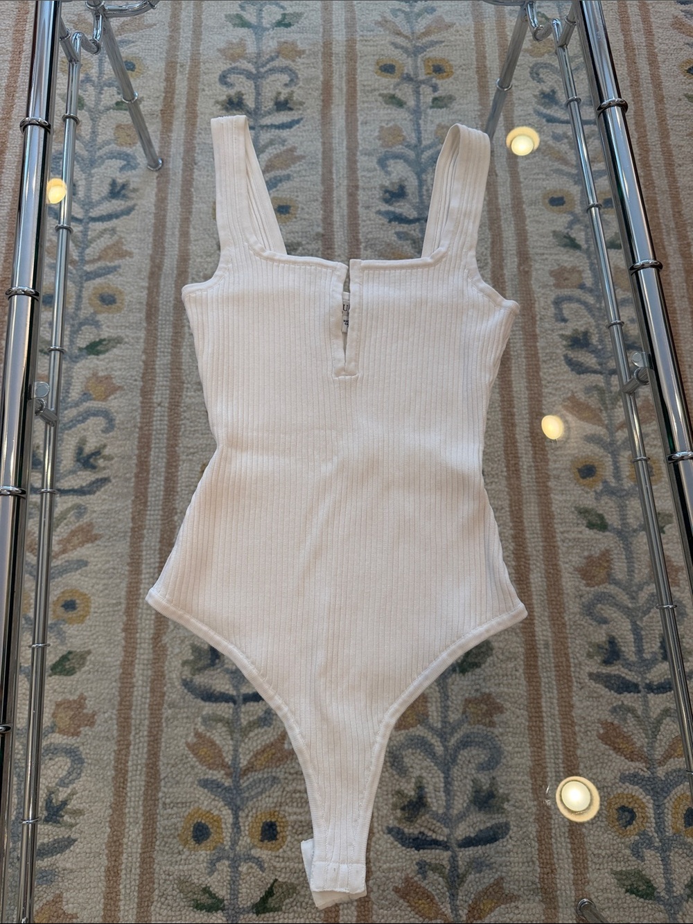 Guess Ivory Ribbed Bodysuit 🤍
